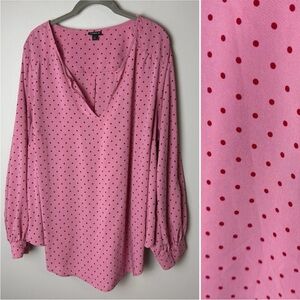Torrid Harper Pullover Blouse Plus Size 2 2X Top Long Sleeves Pink Red Polka Dot